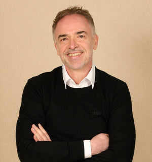 Dr. Dirk Loeffert